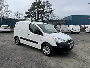 Used 2018 Peugeot Partner 854 Professional - Interior and Exterior details 4