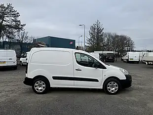 Used 2018 Peugeot Partner 854 Professional - Interior and Exterior details 5
