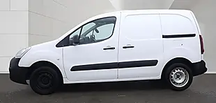 Used 2018 Peugeot Partner 854 Se White - Interior and Exterior details 8