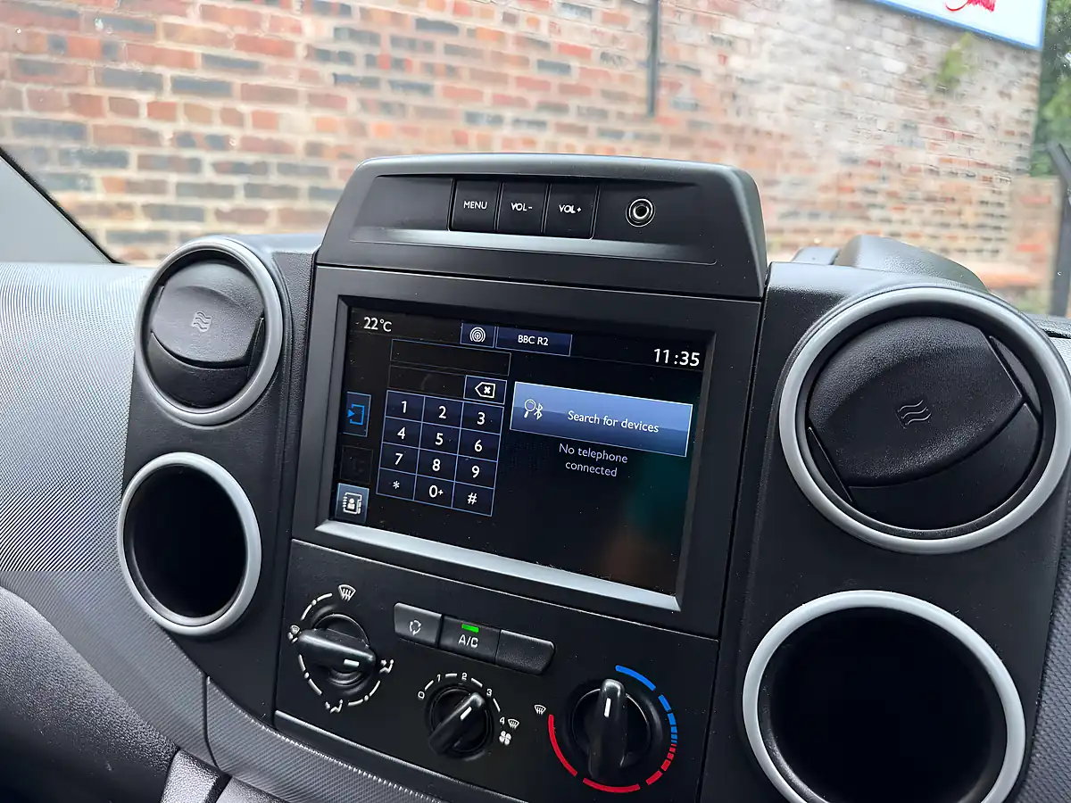 Used 2018 Peugeot Partner Professional L1 Blue White - Interior and Exterior details 12