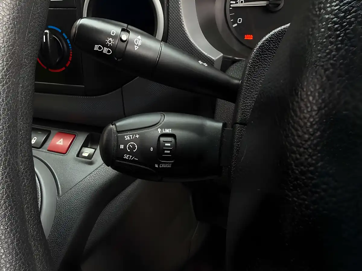 Used 2018 Peugeot Partner Professional L1 Blue White - Interior and Exterior details 14