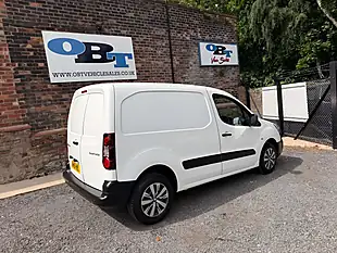 Used 2018 Peugeot Partner Professional L1 Blue White - Interior and Exterior details 3