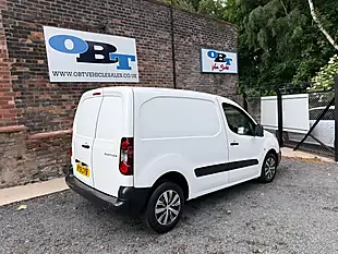 Used 2018 Peugeot Partner Professional L1 White - Interior and Exterior details 3