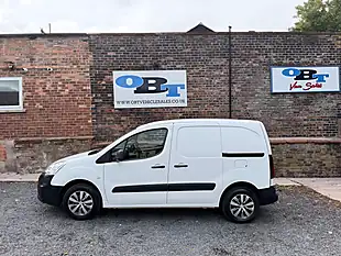 Used 2018 Peugeot Partner Professional L1 White - Interior and Exterior details 5