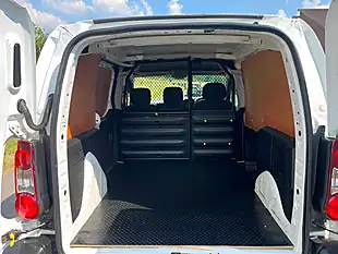 Used 2018 Peugeot Partner Professional L1 White - Interior and Exterior details 8
