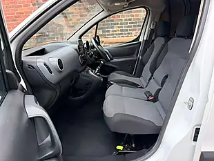 Used 2018 Peugeot Partner Professional L1 White - Interior and Exterior details 10