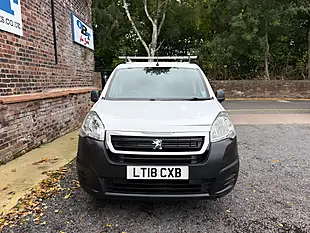 Used 2018 Peugeot Partner Professional L1 White - Interior and Exterior details 20