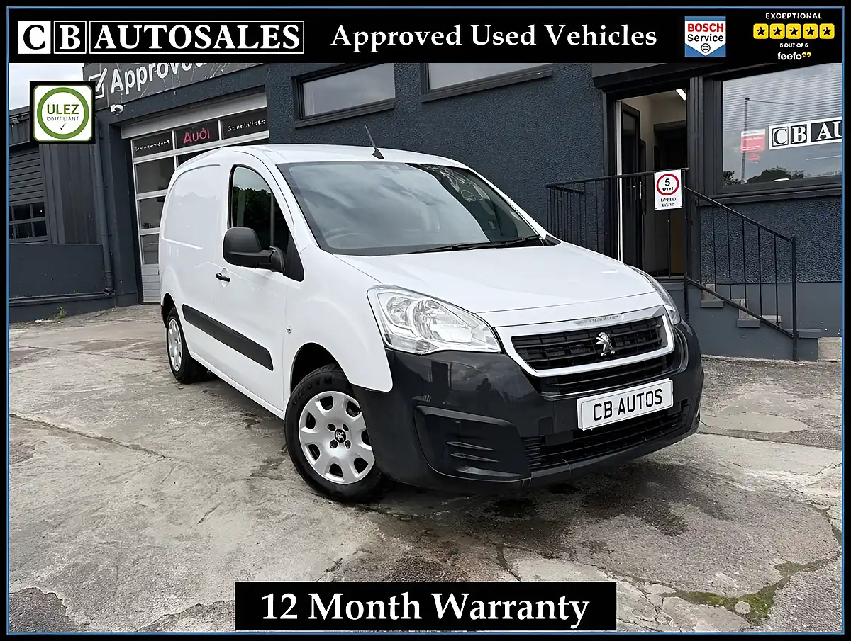 Used 2018 Peugeot Partner Professional White - Front View