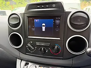 Used 2018 Peugeot Partner Professional White - Interior and Exterior details 20