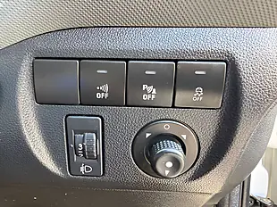 Used 2018 Peugeot Partner Professional White - Interior and Exterior details 17