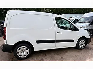 Used 2018 Peugeot Partner Professional White - Interior and Exterior details 5