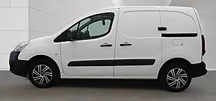 Used 2018 Peugeot Partner Professional White - Interior and Exterior details 8