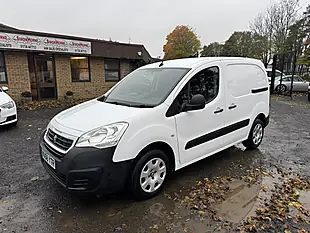 Used 2018 Peugeot Partner Professional White - Interior and Exterior details 2