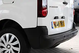Used 2018 Peugeot Partner Professional White - Interior and Exterior details 18