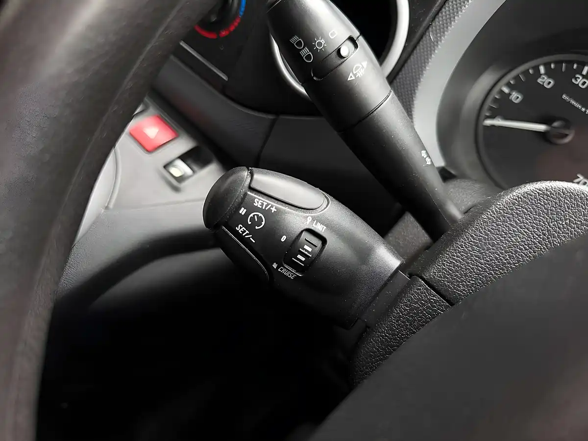 Used 2018 Peugeot Partner Se L1 Silver - Interior and Exterior details 14