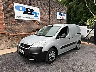 Used 2018 Peugeot Partner Se L1 Silver - Interior and Exterior details 4