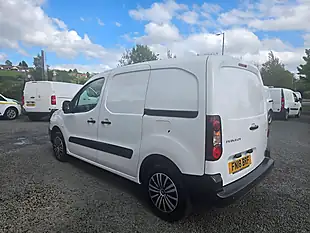 Used 2018 Peugeot Partner Se L1 White - Interior and Exterior details 13