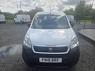 Used 2018 Peugeot Partner Se L1 White - Interior and Exterior details 14