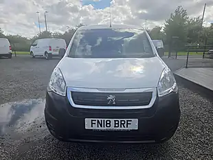 Used 2018 Peugeot Partner Se L1 White - Interior and Exterior details 15