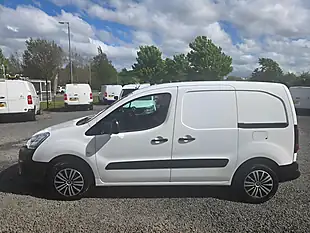 Used 2018 Peugeot Partner Se L1 White - Interior and Exterior details 8