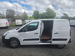 Used 2018 Peugeot Partner Se L1 White - Interior and Exterior details 9