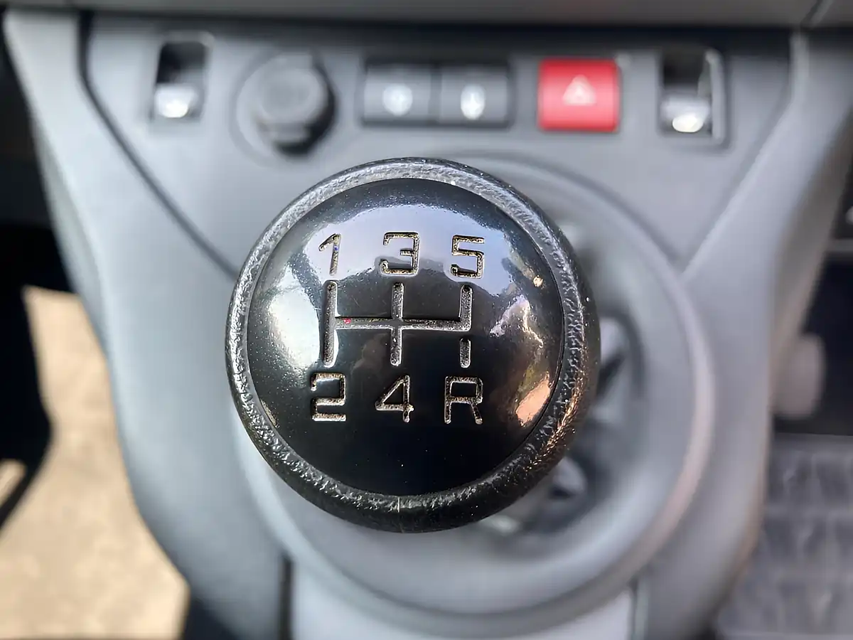 Used 2018 Peugeot Partner Se L1 White - Interior and Exterior details 16