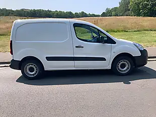 Used 2018 Peugeot Partner Se L1 White - Interior and Exterior details 2