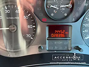 Used 2018 Peugeot Partner Tepee Active Silver - Interior and Exterior details 15
