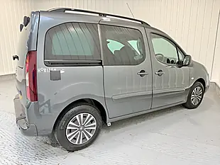 Used 2018 Peugeot Partner Tepee Allure Shark Grey - Interior and Exterior details 10