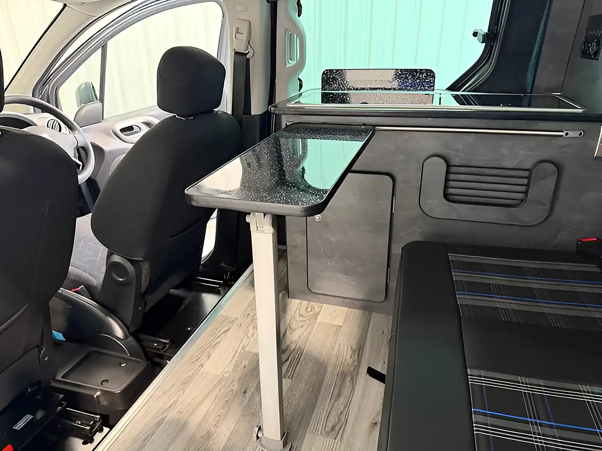 Used 2018 Peugeot Partner Tepee Allure Shark Grey - Interior and Exterior details 15