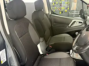 Used 2018 Peugeot Partner Tepee Outdoor Grey - Interior and Exterior details 14