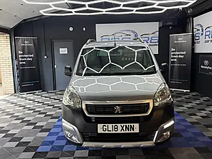 Used 2018 Peugeot Partner Tepee Outdoor Grey - Interior and Exterior details 2