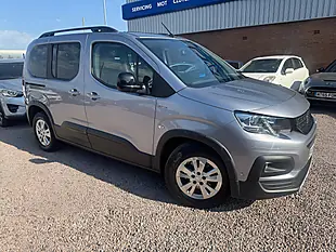 Used 2018 Peugeot Rifter GT Line Grey - Interior and Exterior details 5