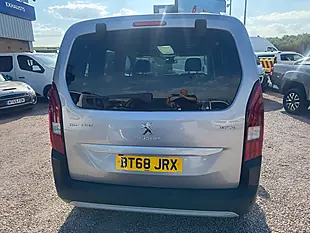 Used 2018 Peugeot Rifter GT Line Grey - Interior and Exterior details 7