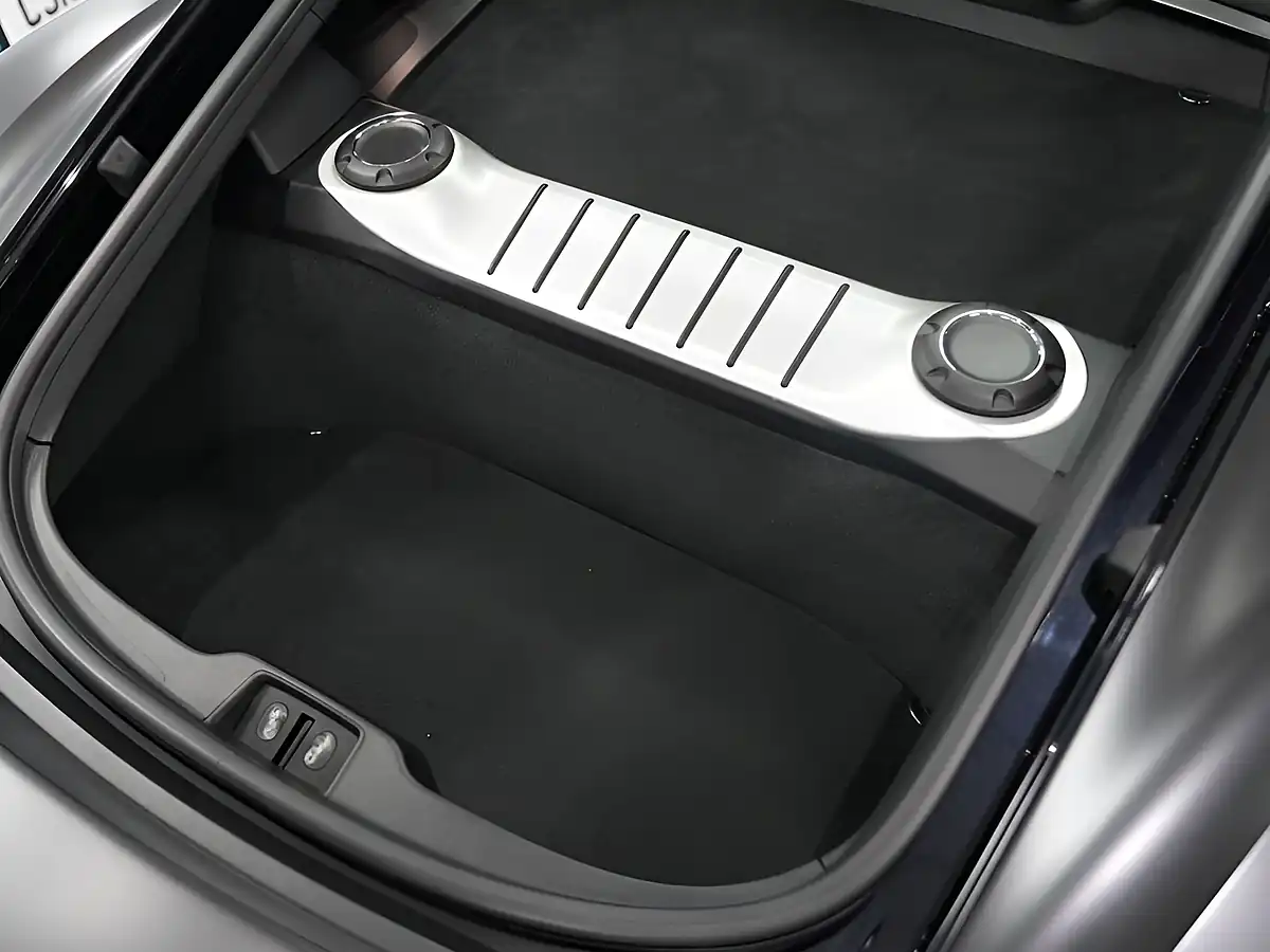 Used 2018 Porsche 718 Cayman Coupe Black - Interior and Exterior details 18
