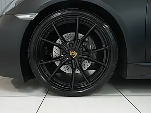 Used 2018 Porsche 718 Cayman Coupe Black - Interior and Exterior details 6