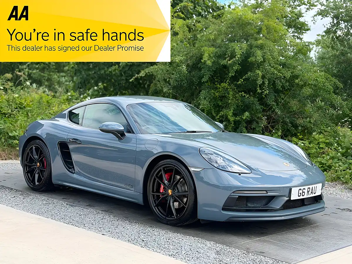 Used 2018 Porsche 718 Cayman Gts Coupe Blue - Front View
