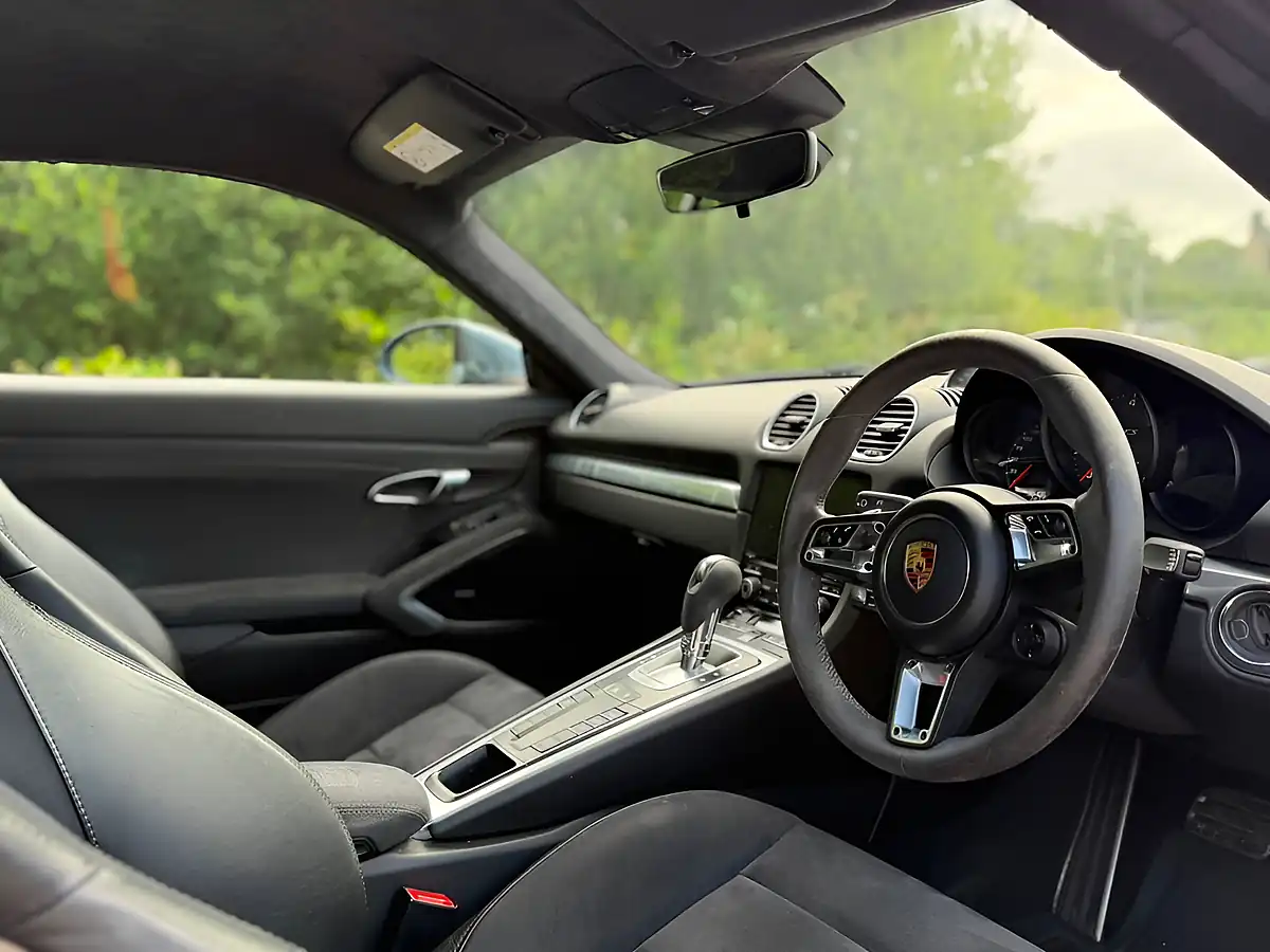 Used 2018 Porsche 718 Cayman Gts Coupe Blue - Interior and Exterior details 11