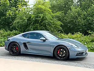 Used 2018 Porsche 718 Cayman Gts Coupe Blue - Interior and Exterior details 13