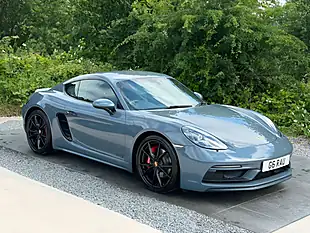 Used 2018 Porsche 718 Cayman Gts Coupe Blue - Interior and Exterior details 17