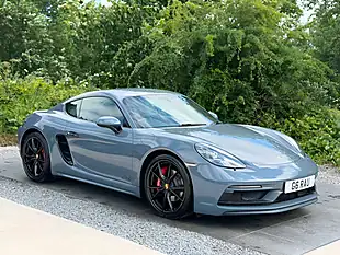 Used 2018 Porsche 718 Cayman Gts Coupe Blue - Interior and Exterior details 5