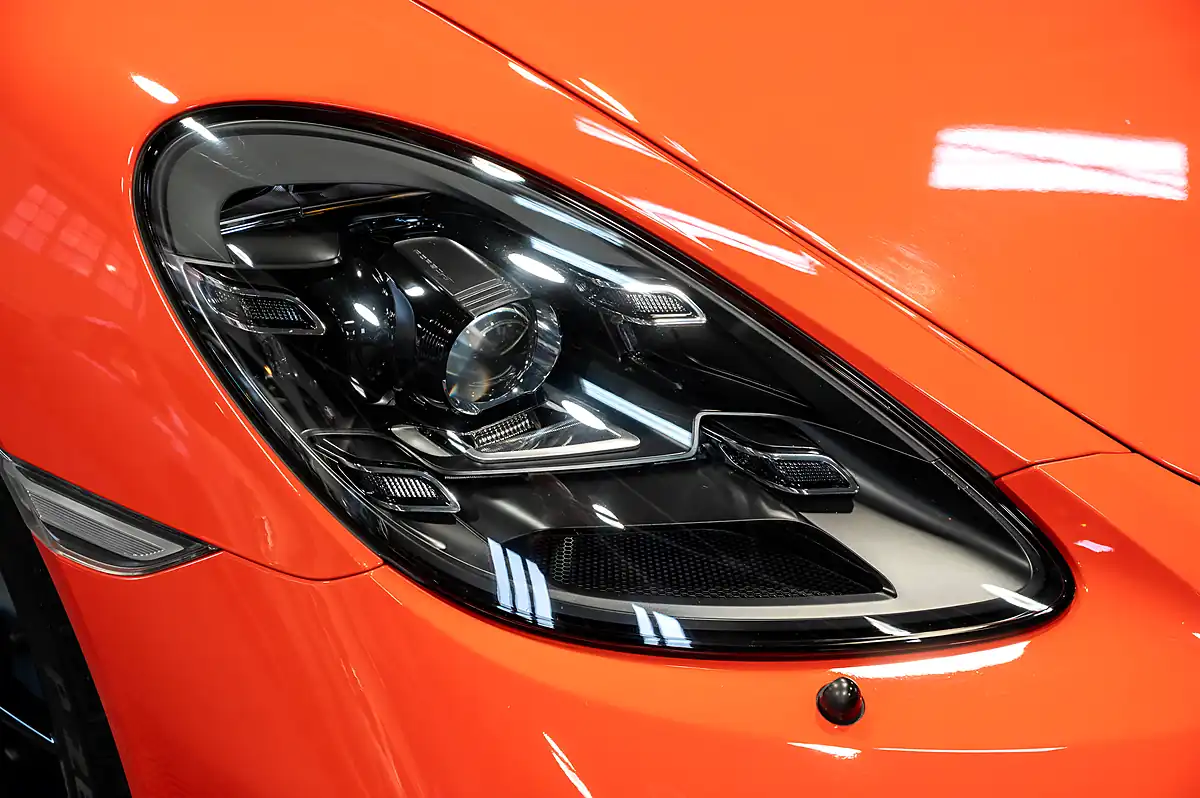 Used 2018 Porsche 718 Cayman Gts Lava Orange Metallic - Interior and Exterior details 15