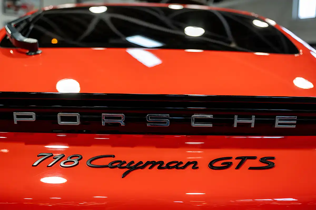Used 2018 Porsche 718 Cayman Gts Lava Orange Metallic - Interior and Exterior details 19