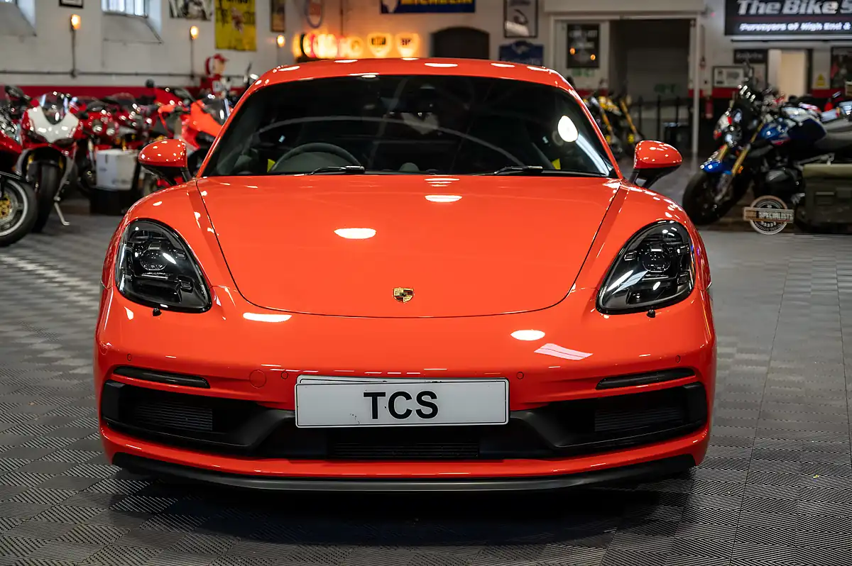Used 2018 Porsche 718 Cayman Gts Lava Orange Metallic - Interior and Exterior details 4