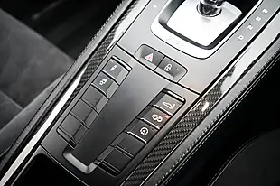 Used 2018 Porsche 718 Cayman Gts White - Interior and Exterior details 16
