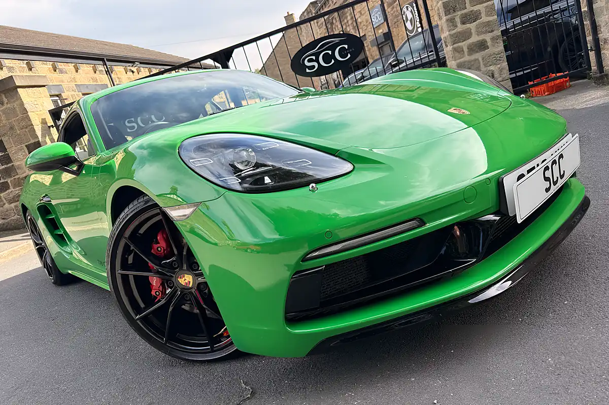 Used 2018 Porsche 718 Cayman S Viper Green - Interior and Exterior details 5