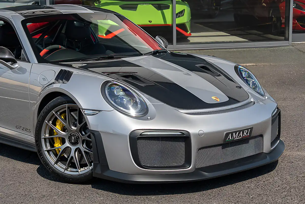 Used 2018 Porsche 911 (991) Weissach GT Silver Metallic - Interior and Exterior details 11