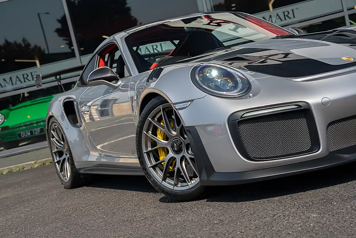 Used 2018 Porsche 911 (991) Weissach GT Silver Metallic - Interior and Exterior details 13