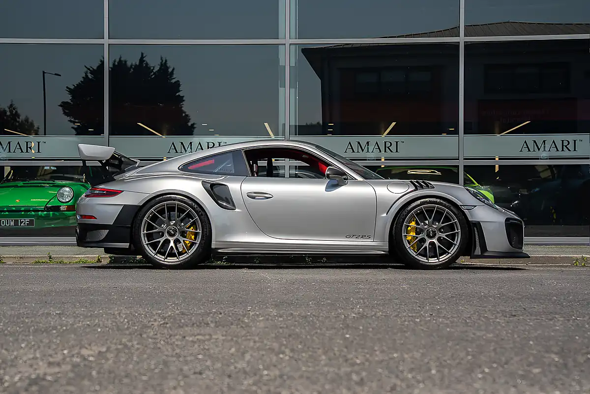 Used 2018 Porsche 911 (991) Weissach GT Silver Metallic - Interior and Exterior details 2