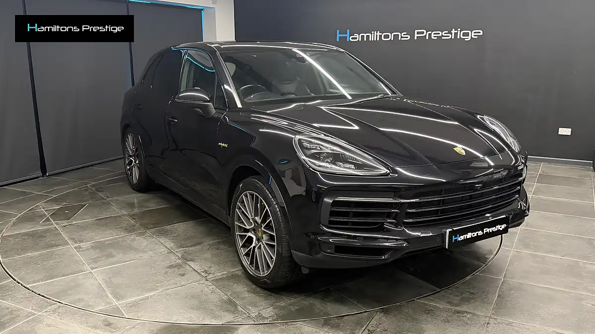 Used 2018 Porsche Cayenne Deep Perl Black - Interior and Exterior details 11